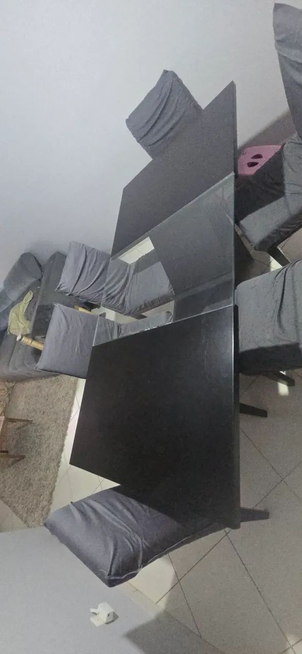 MESA DE JANTAR 6 LUGARES + 6 CADEIRAS