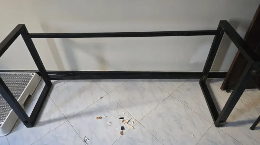 Bancada suporte de mesa expositor de metalon - Foto 3