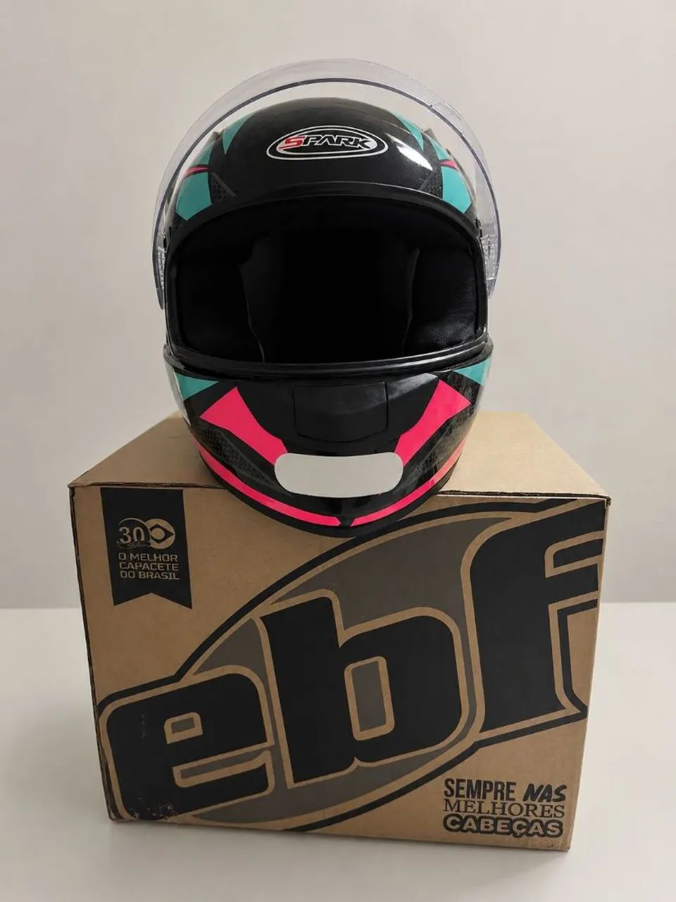 Capacete feminino EBF 