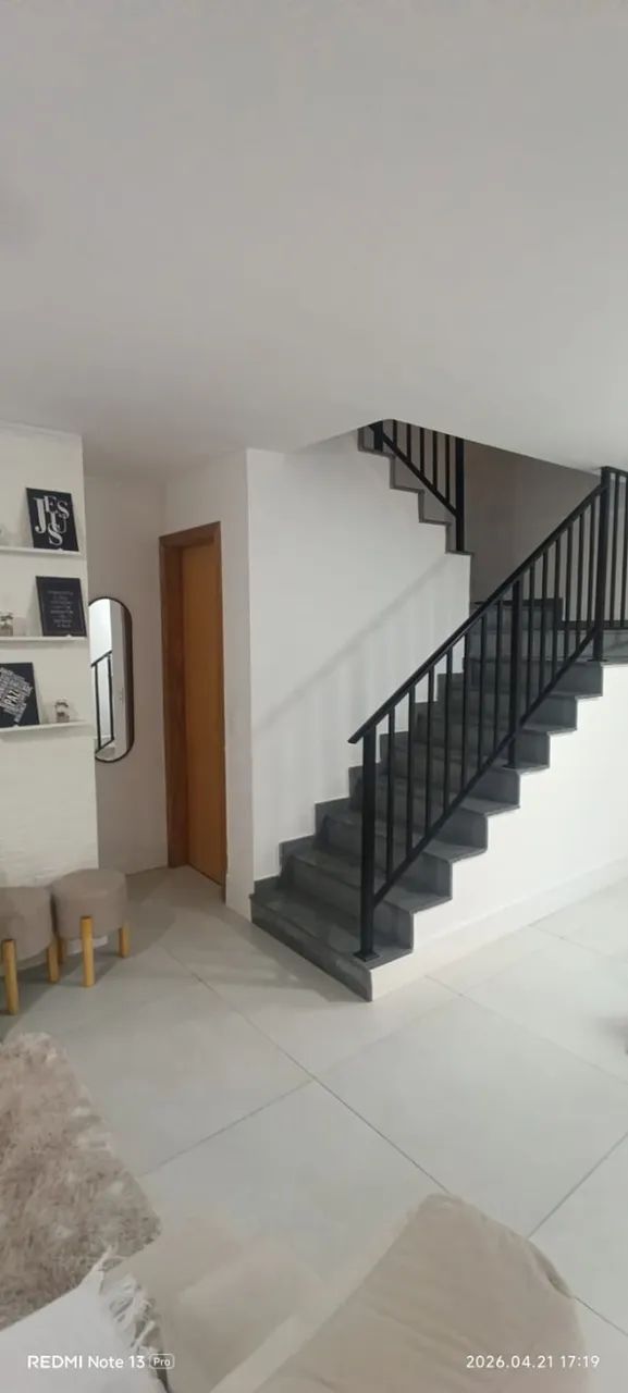 Alugo casa duplex com piscina, condomínio Jardim do Outeiro. - Foto 10