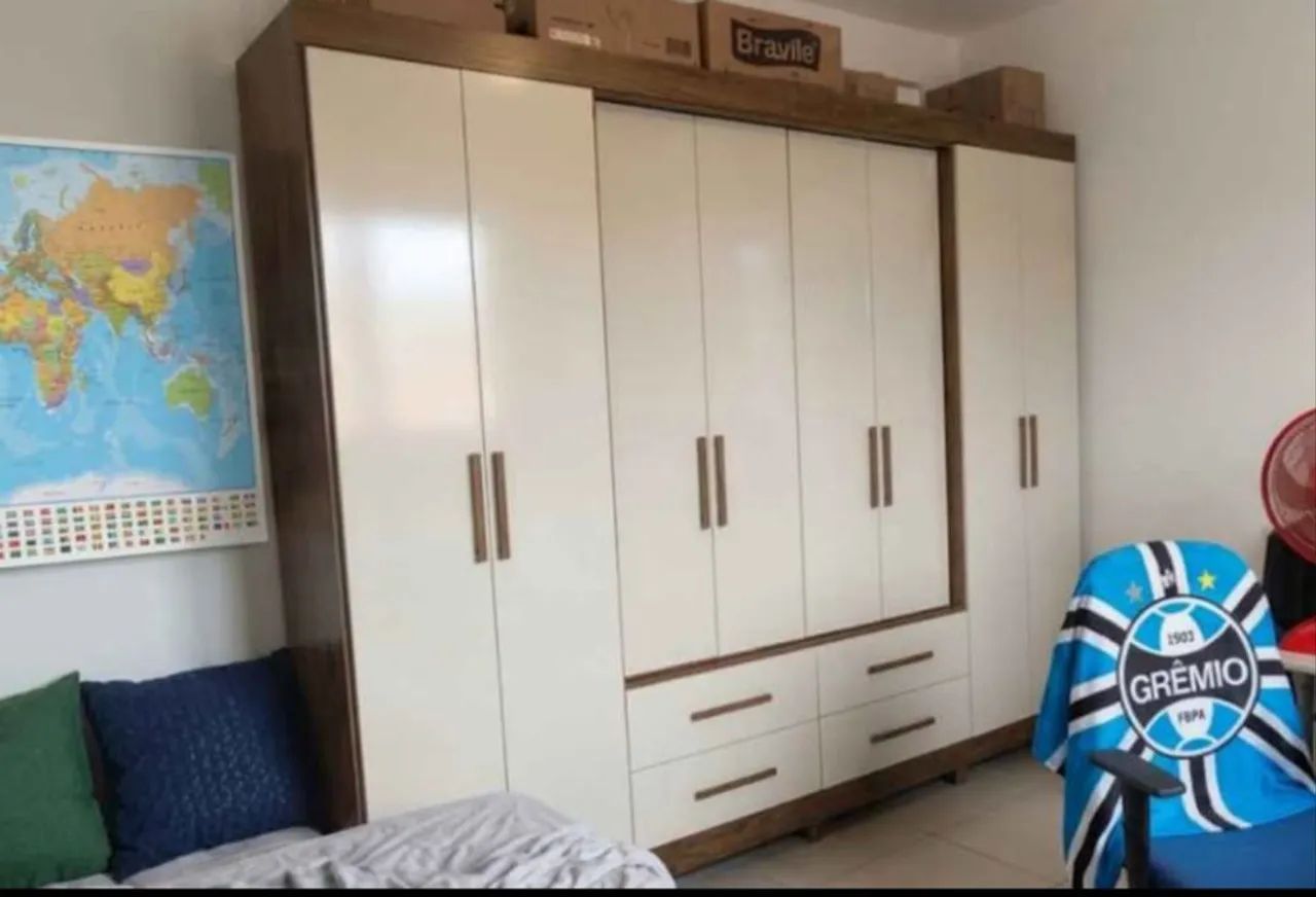 Guarda roupa