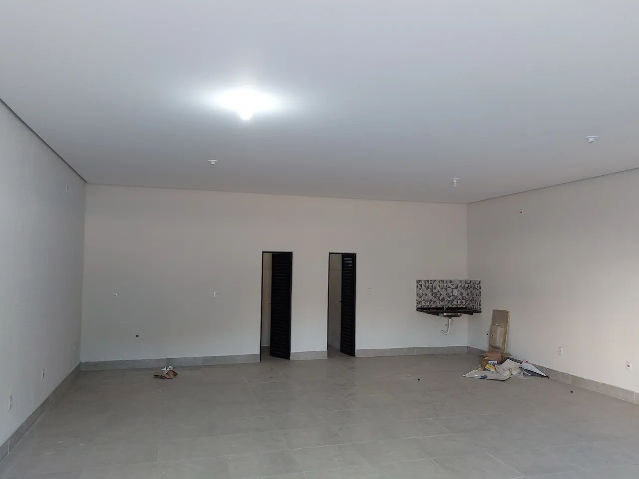 ALUGO PONTO COMERCIAL COM GALPÃO  - Foto 3