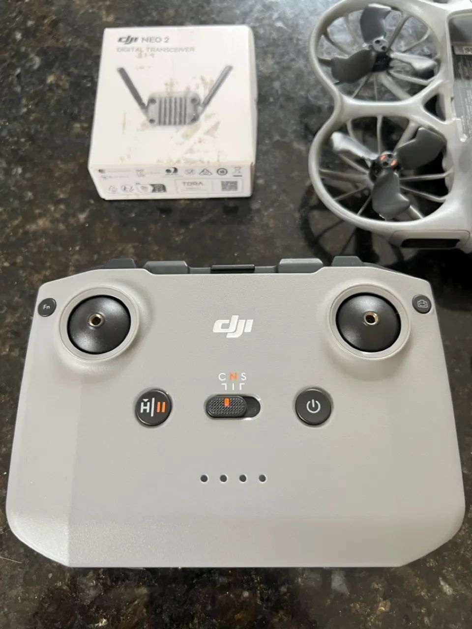 Drone DJI Neo Fly More Combo + Acessórios - Pouco Uso - Foto 2