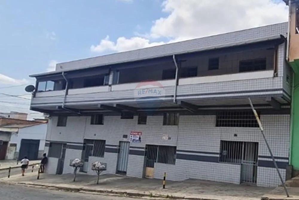 Prédio com 7 Apartamentos no Bairro Maria Goreth/BH!