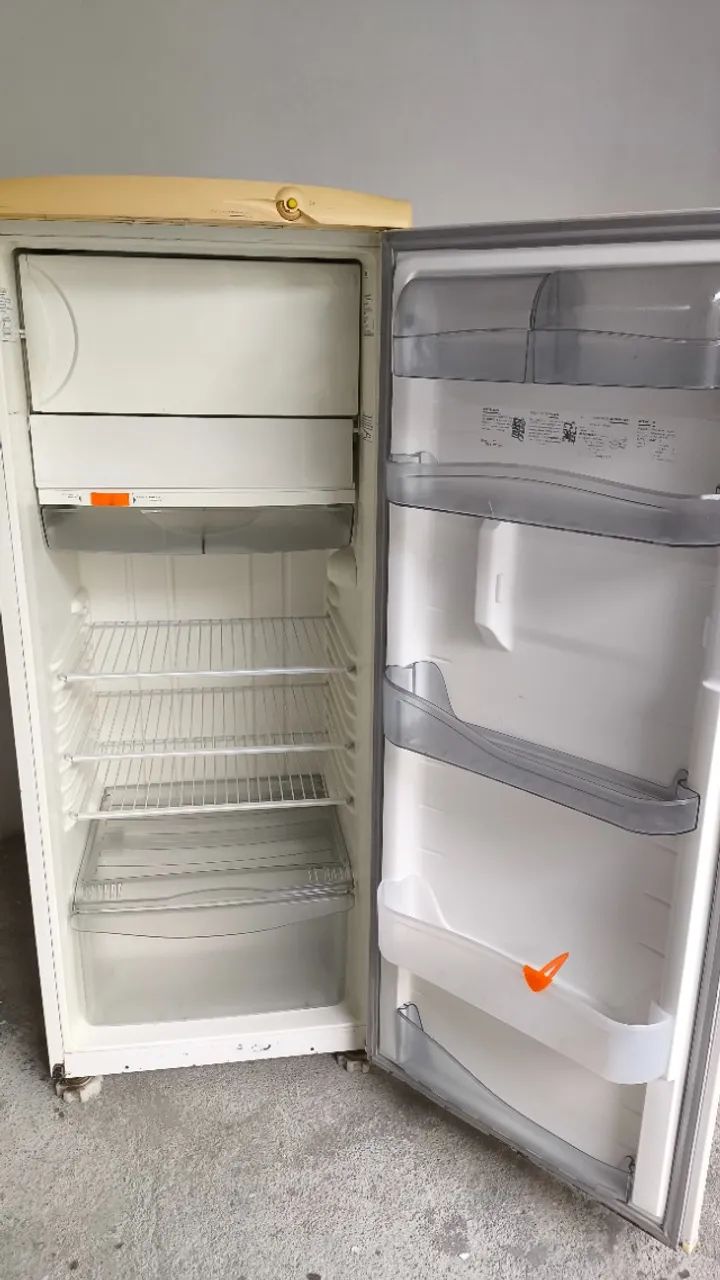 Geladeira Consul 320 litros