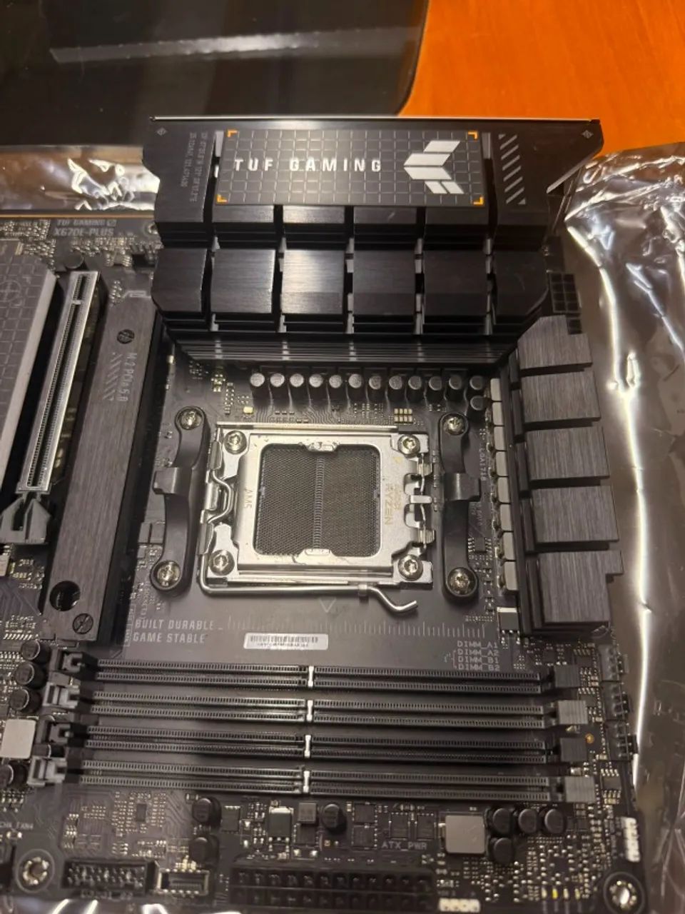 Placa mae x670 plus TUF Asus - Foto 3