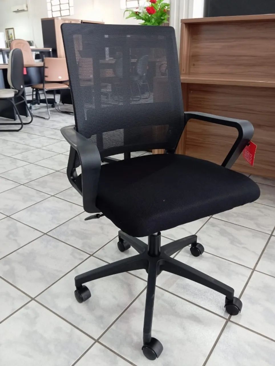 Cadeira em tela - Foto 2