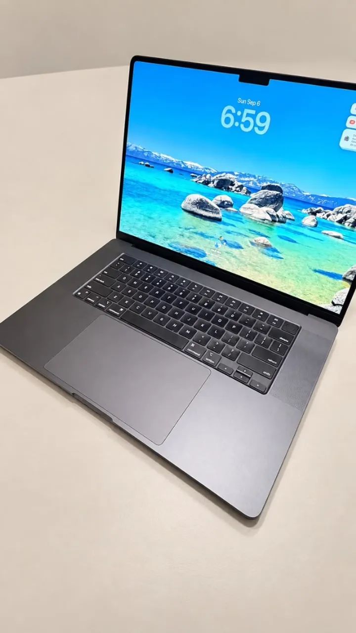 MacBook Pro - 16? / M3 Max / 36GB RAM / 1T HD) 