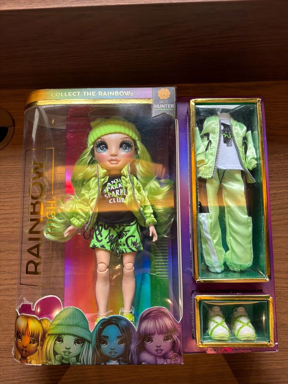 Boneca Rainbow High Jade Hunter  - Foto 2