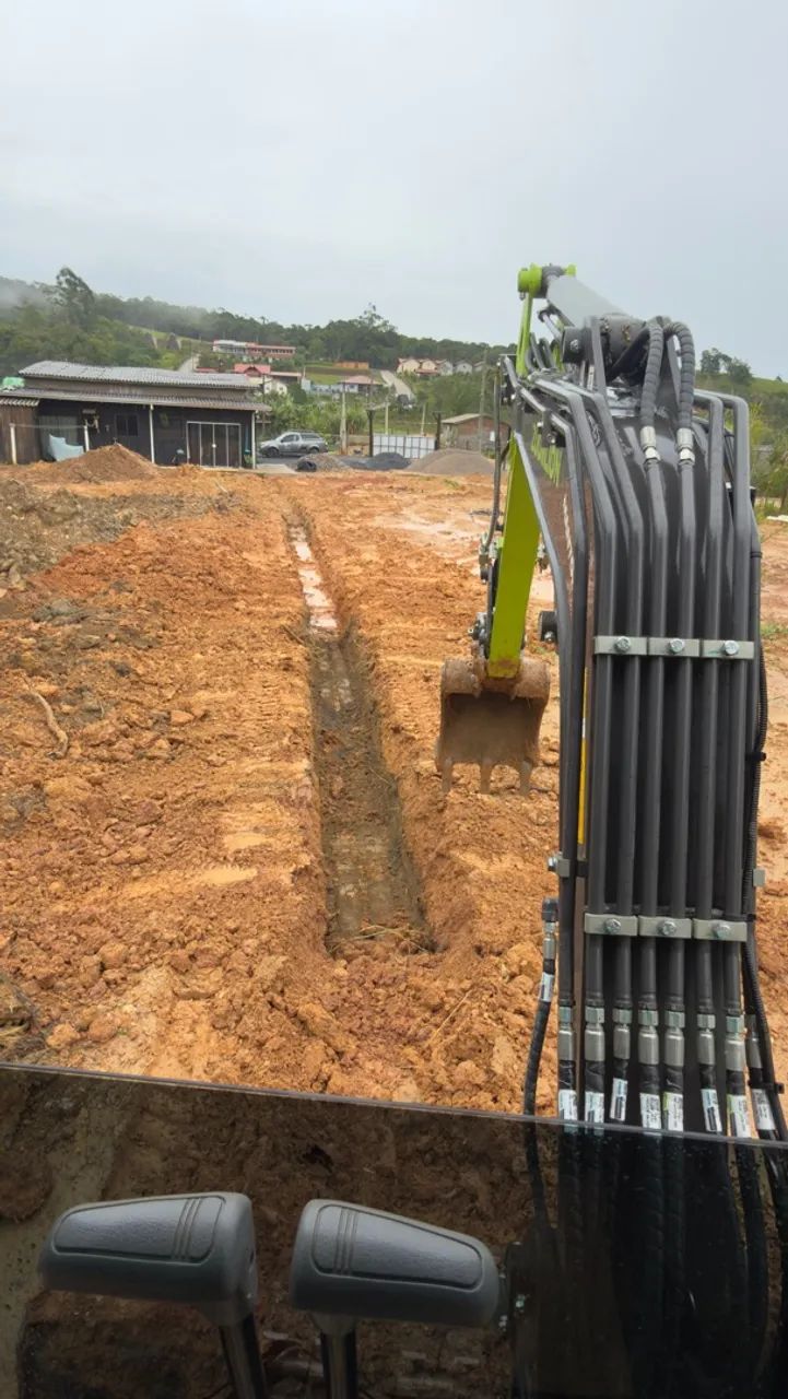 Mini escavadeira - prestação de serviço  - Foto 3