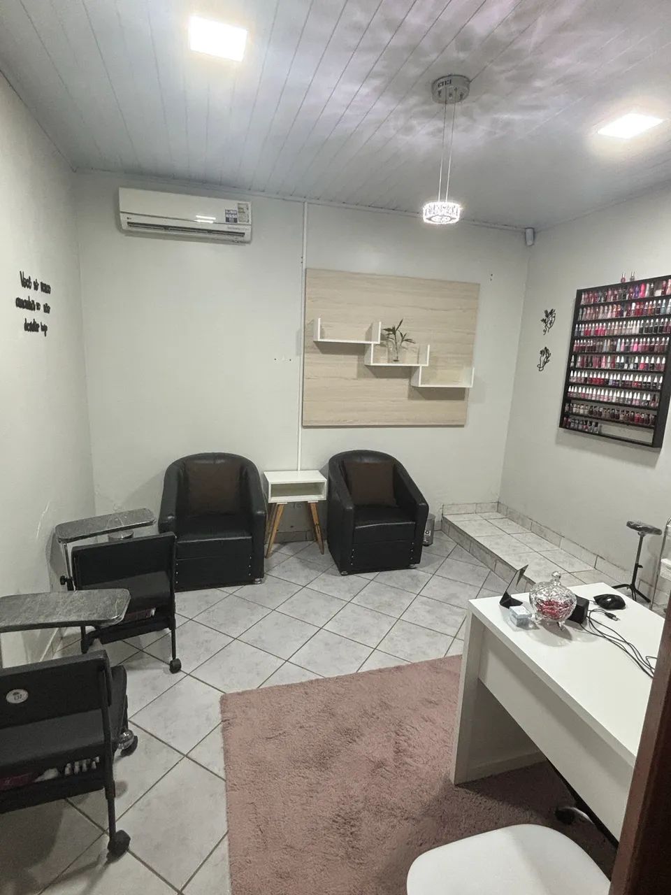 Sala comercial em clínica de estética  - Foto 3