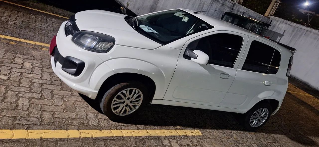 Fiat Uno Attractive 1.0 EVO Fire Flex 8V 5P 2019 - Foto 3