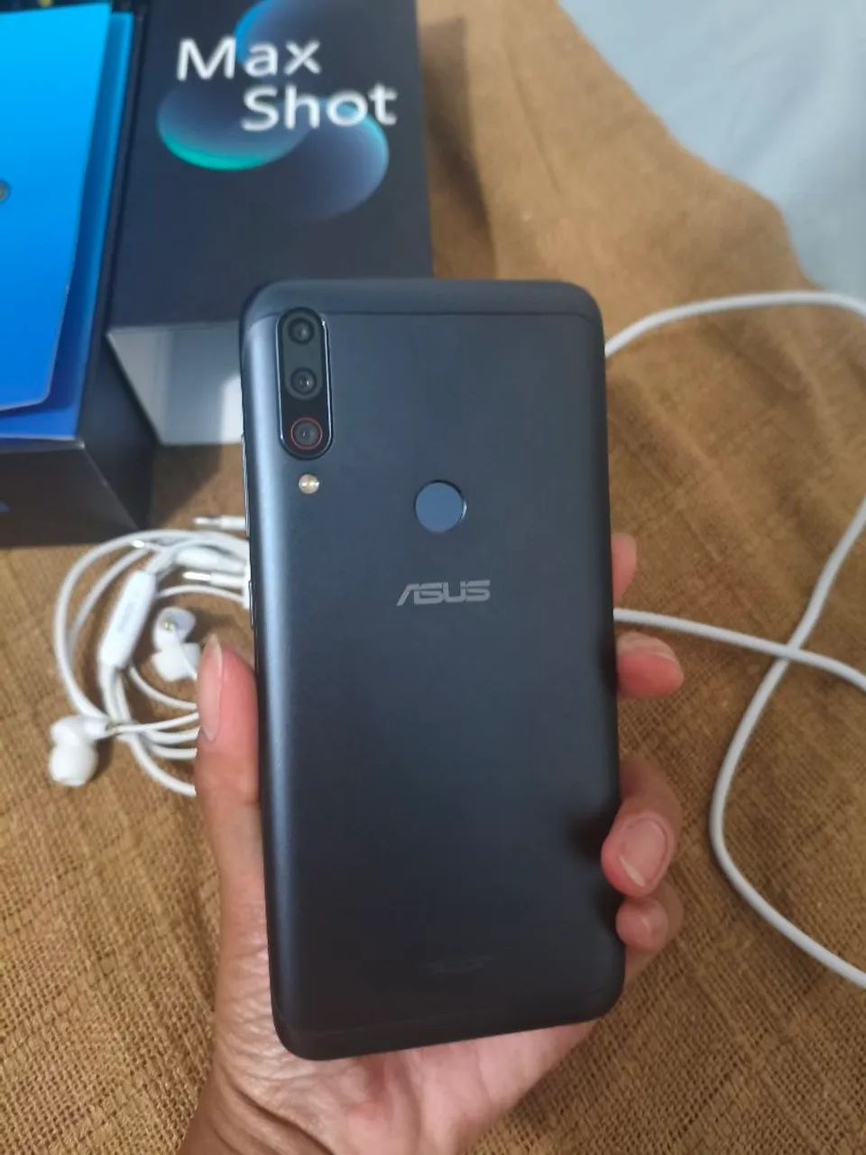 Asus Zenfone Max Shot 64GB  - Foto 2