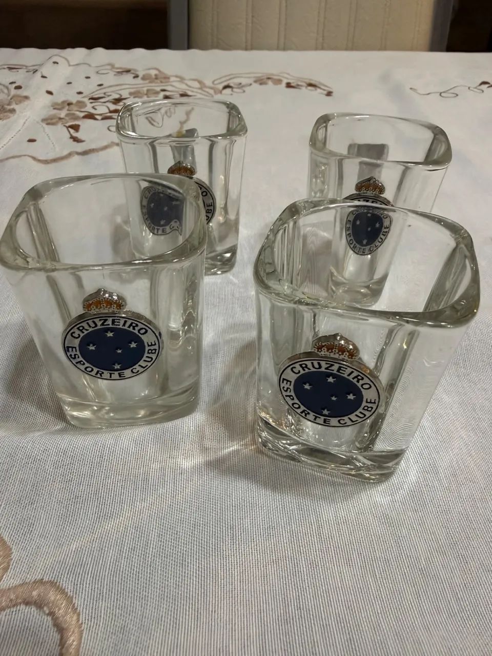 Vendo 4 tacinhas de drink com escudo do Cruzeiro  - Foto 3