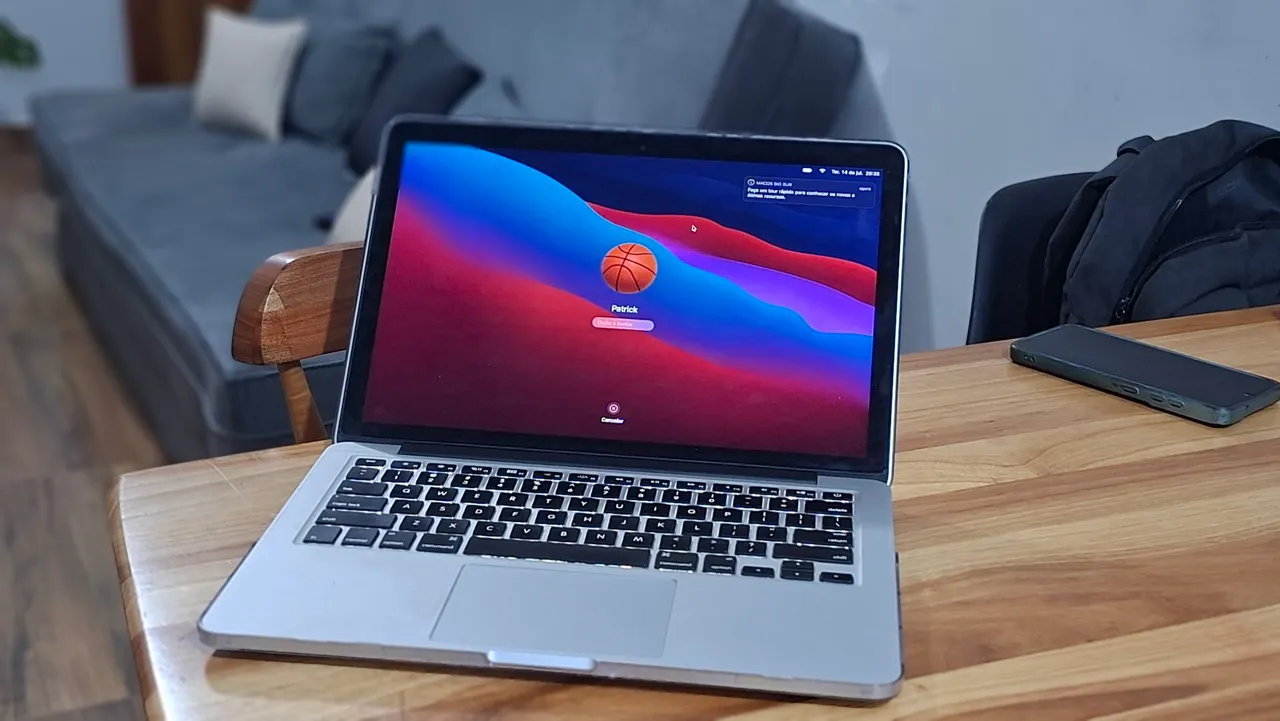 MacBook Pro (Early 2015) | I5 Dual Core | Tela Retina 13 polegadas