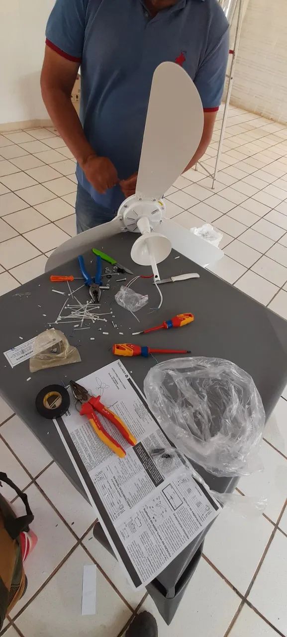 Eletricista de alta e baixa tensão e Refrigerista de ar-condicionado condicionado  - Foto 5