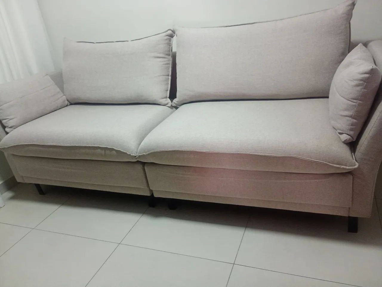 Vendo sofá 3 lugares semi novo  - Foto 2