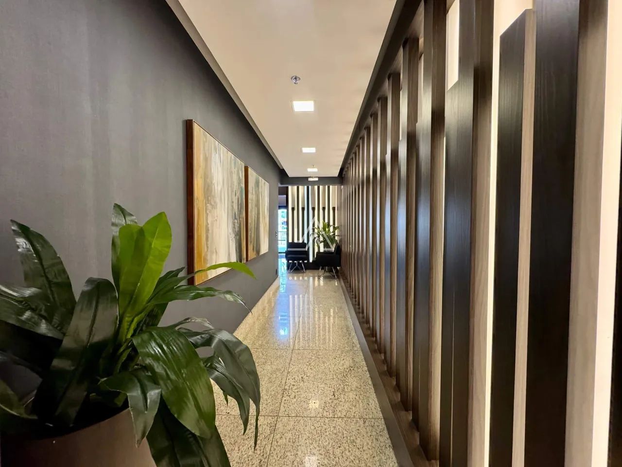 SALA COMERCIAL MOBILIADA NO EDIFÍCIO PRIME LIFE, COM VAGA DE GARAGEM - Foto 3