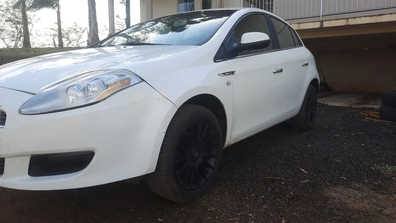 Fiat Bravo Bravo ABSOLUTE 1.8 Flex 16V 5p 2011