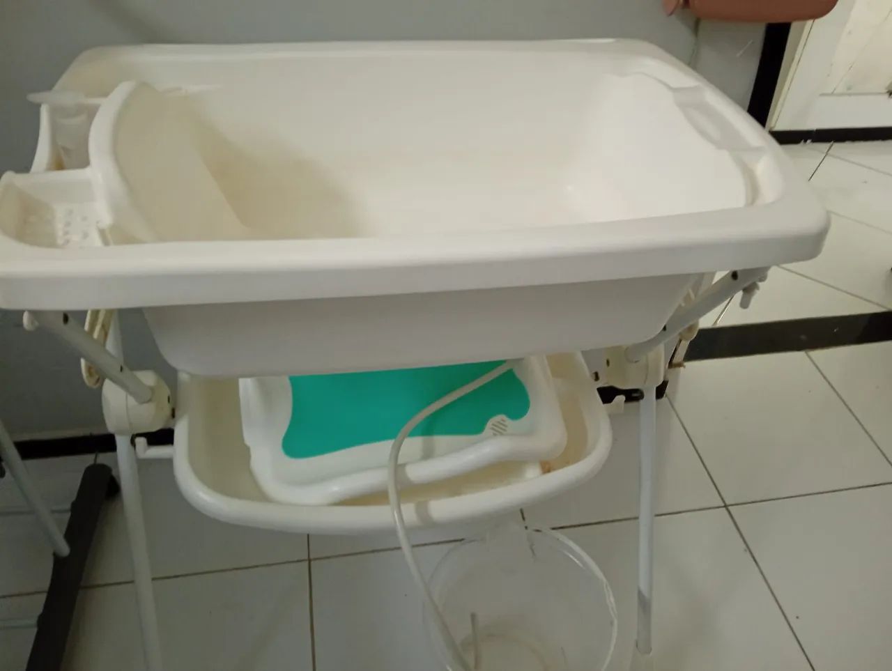 Banheiro com suporte e trocador  - Foto 3