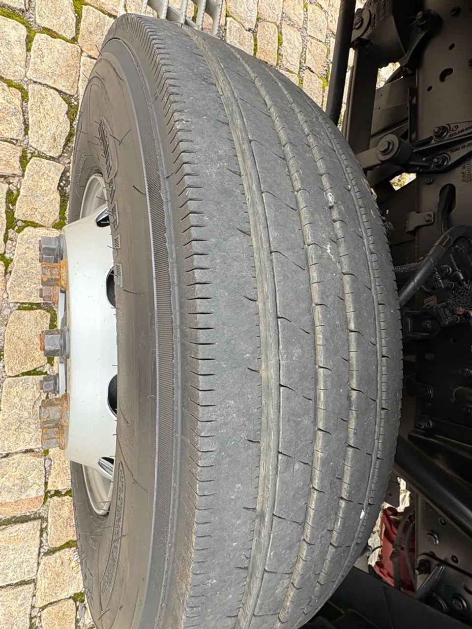17-190 caçamba zero e módulo para 8 passageiros  - Foto 3