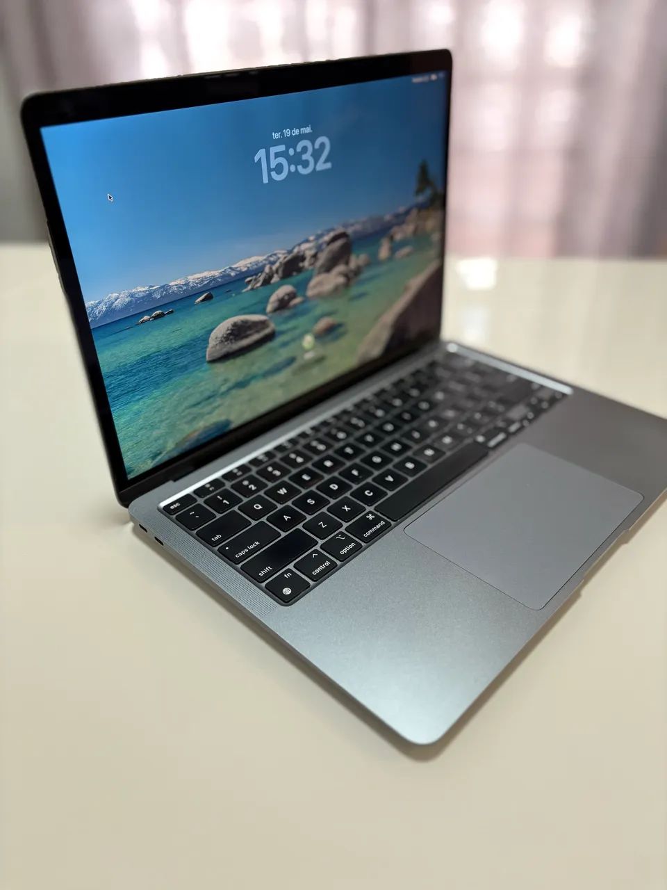 MacBook Air M1 2020 (M1/8g/16g/256g) - Notebooks - Centro