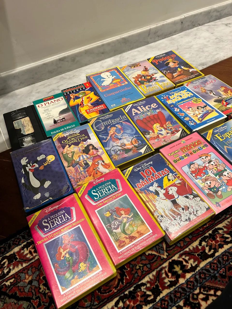 Lote com 18 vídeos VHS - maioria Disney  - Foto 5