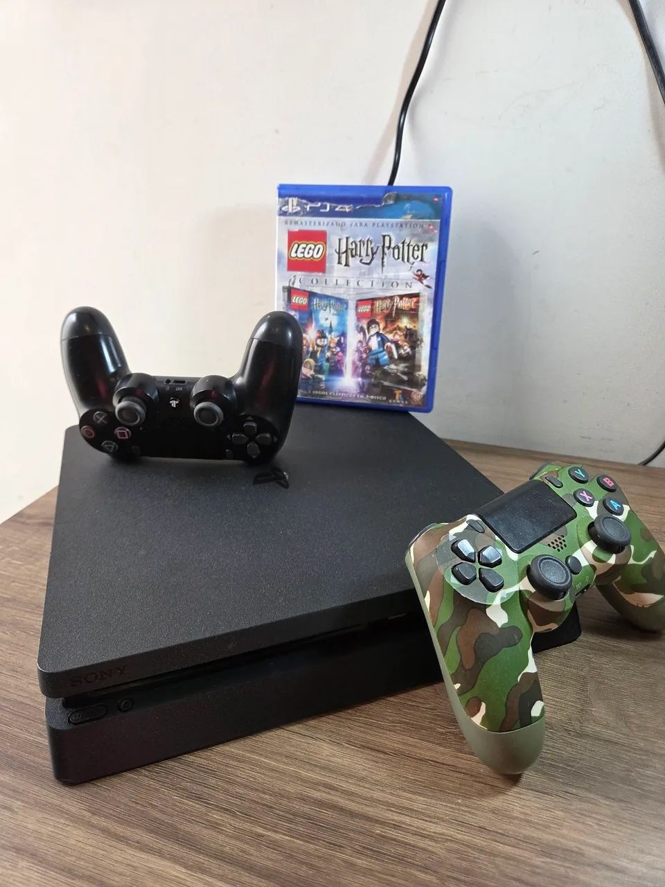 PS4 slim + 2 controles - Foto 3