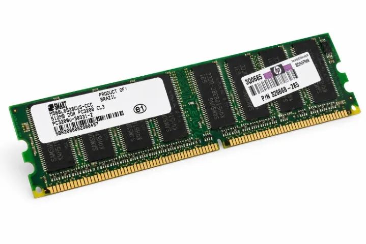 Memória RAM Smart 512MB DDR 400MHz PC3200 M568L6528CUS-CCC - Foto 2
