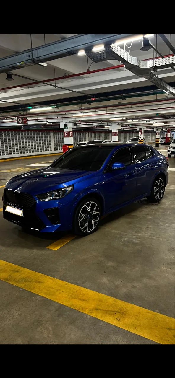 BMW Ix iX 2 xDrive 30 M Sport (Elétrico) 2025