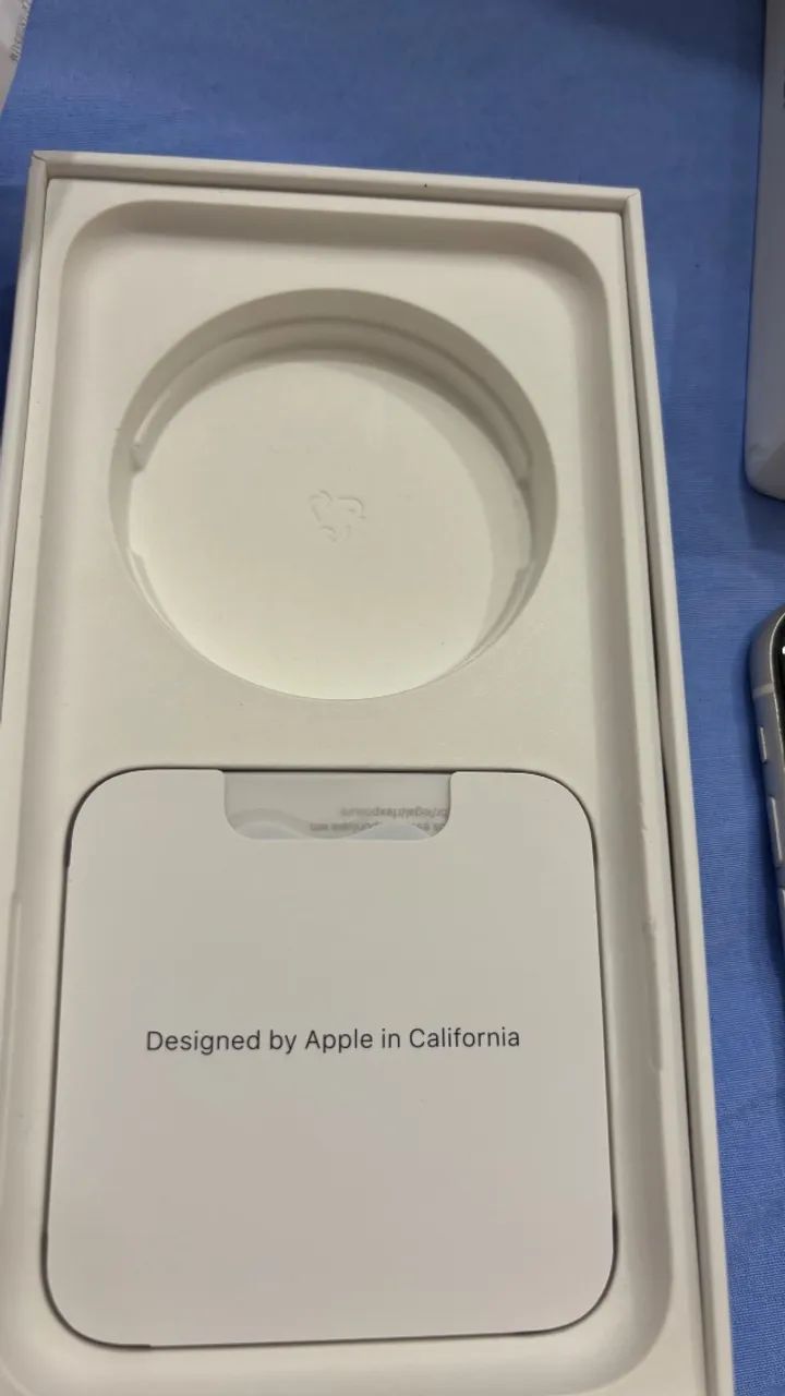 iPhone 11 - 64 gb - impecável - Celulares e Smartphones - Coréia