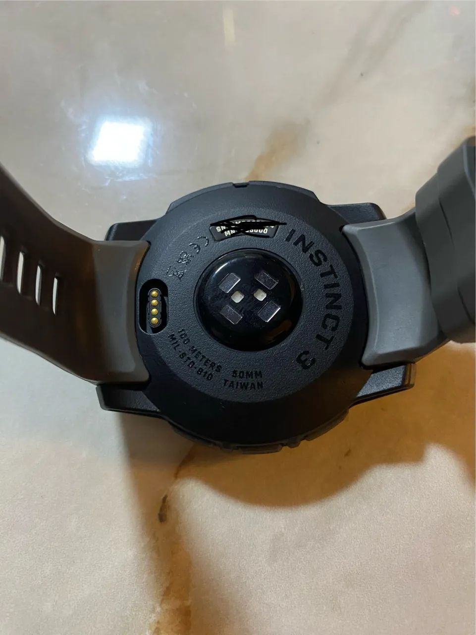 GPS Garmin Instinct 3 Amoled 50mm Preto com pulseira de silicone Grafite - Foto 3