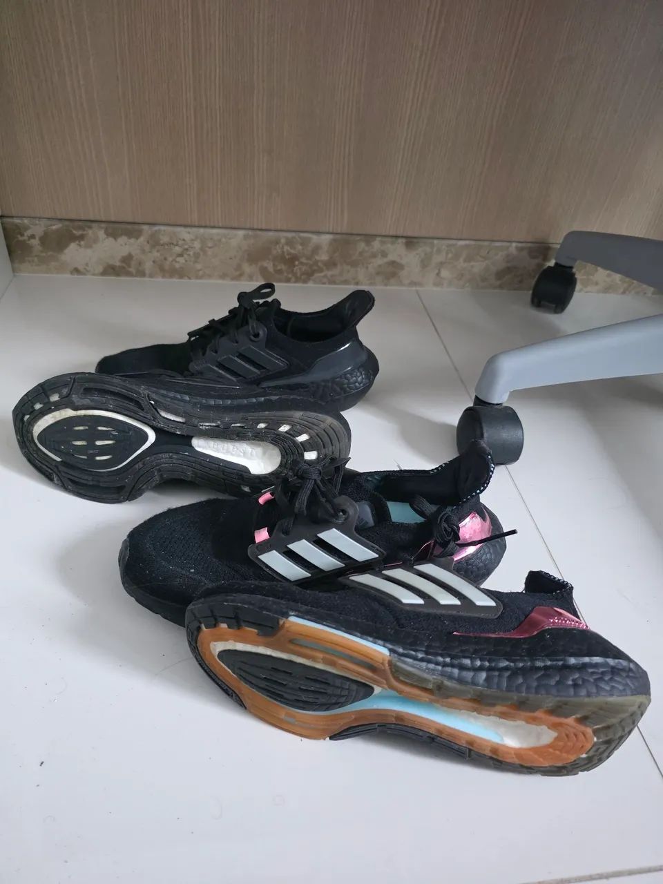 Tenis adidas ultra buster N35 - Foto 2