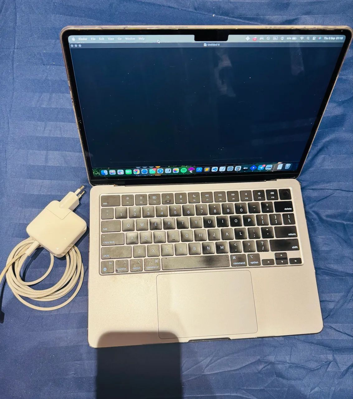 MacBook Air M2 (2022) | 8GB/256GB | 240 ciclos - Notebooks