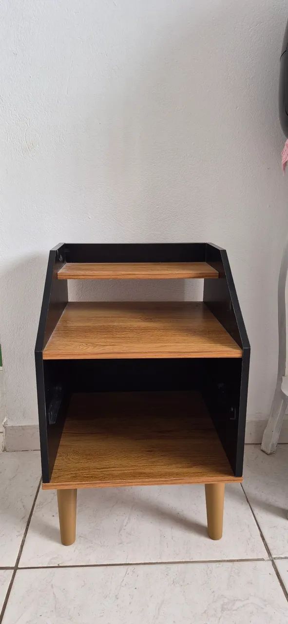 Mesa de cabeceira 