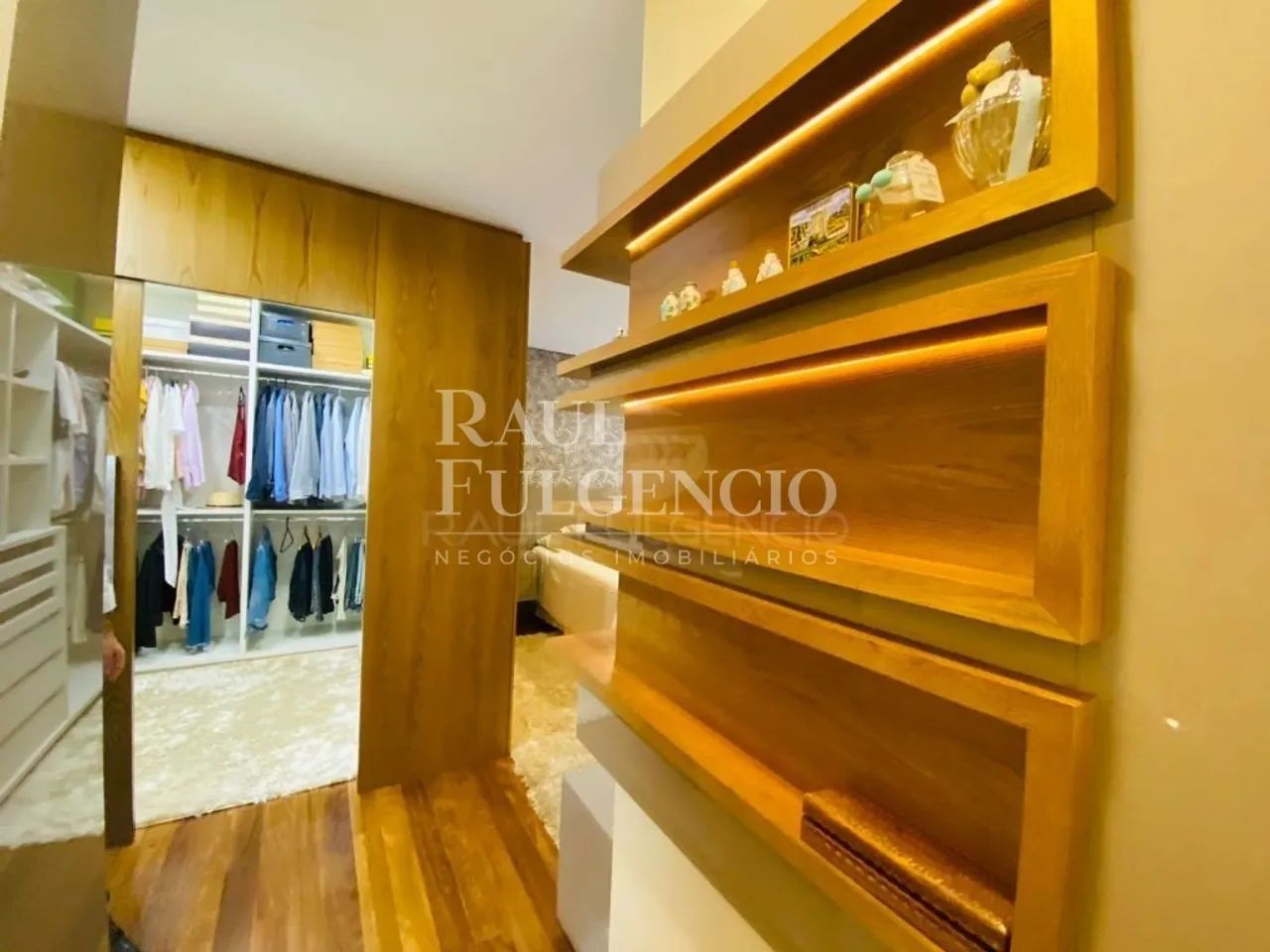 Apartamento alto padrão mobiliado