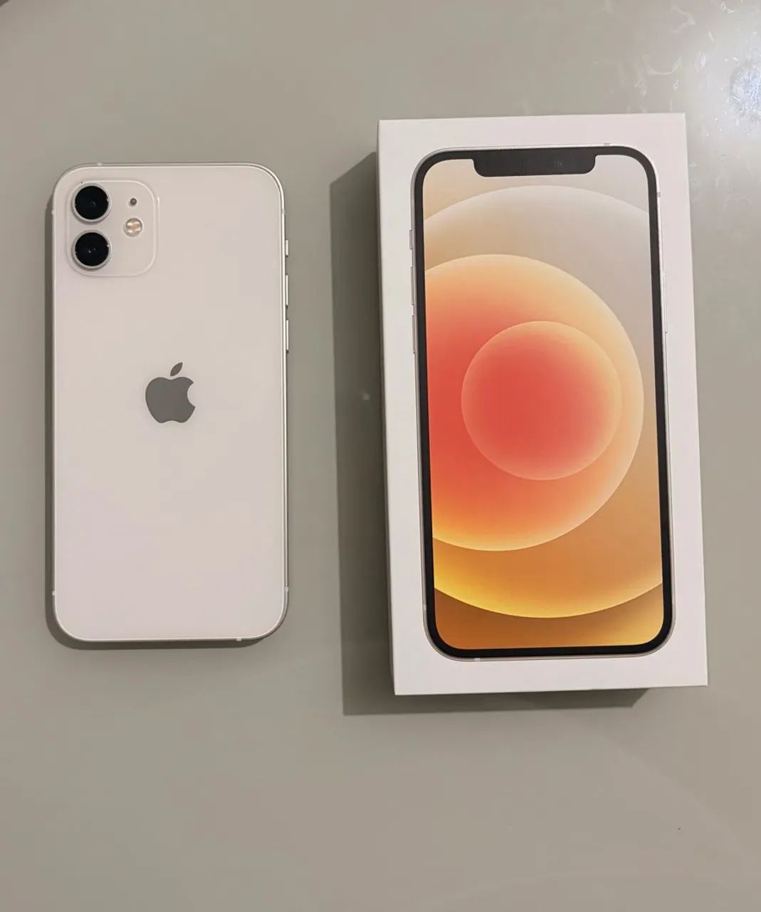 Vendo iPhone 12 64Gb Conservado 