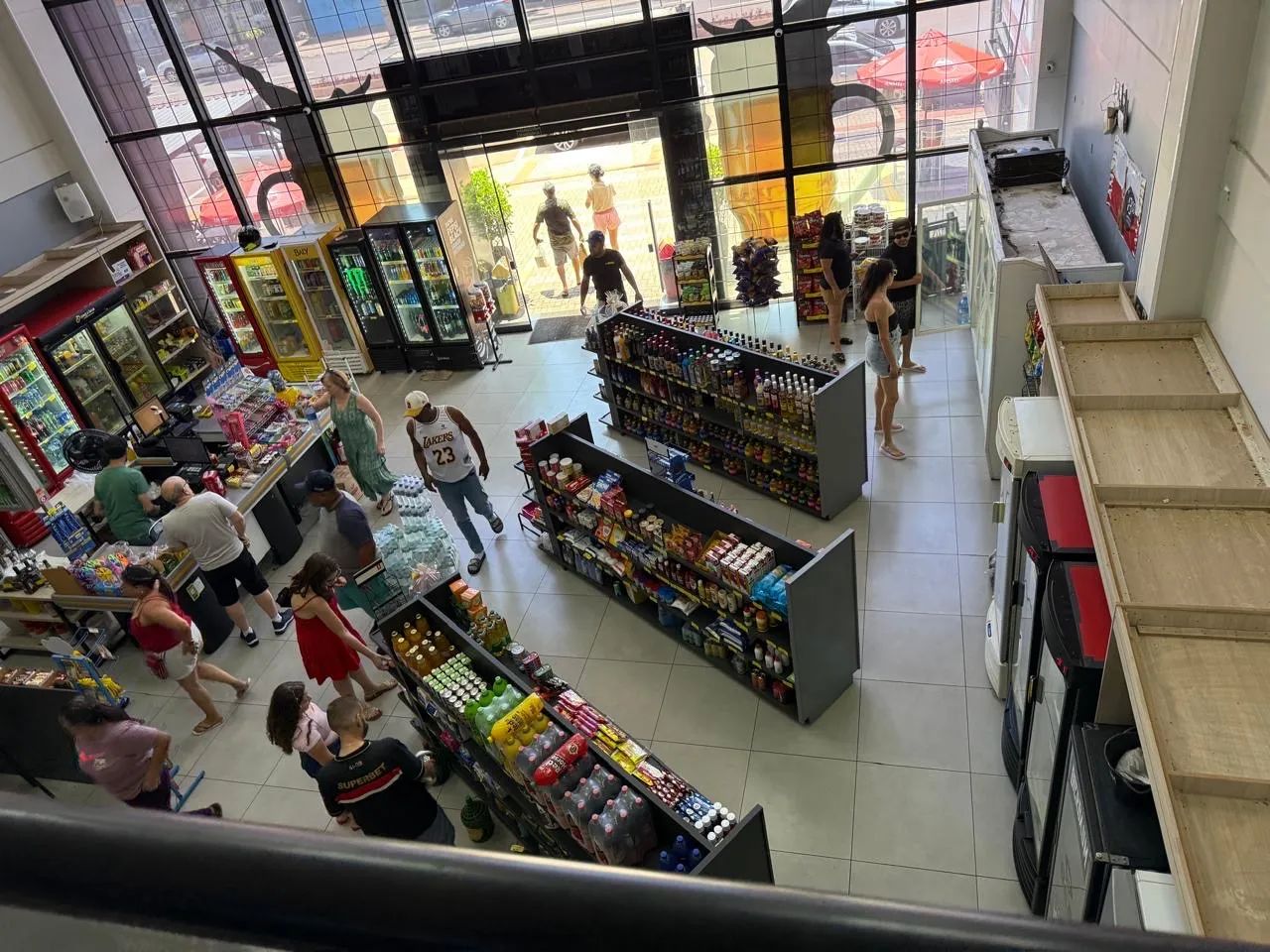 Distribuidora de bebidas - conveniência  - Foto 2