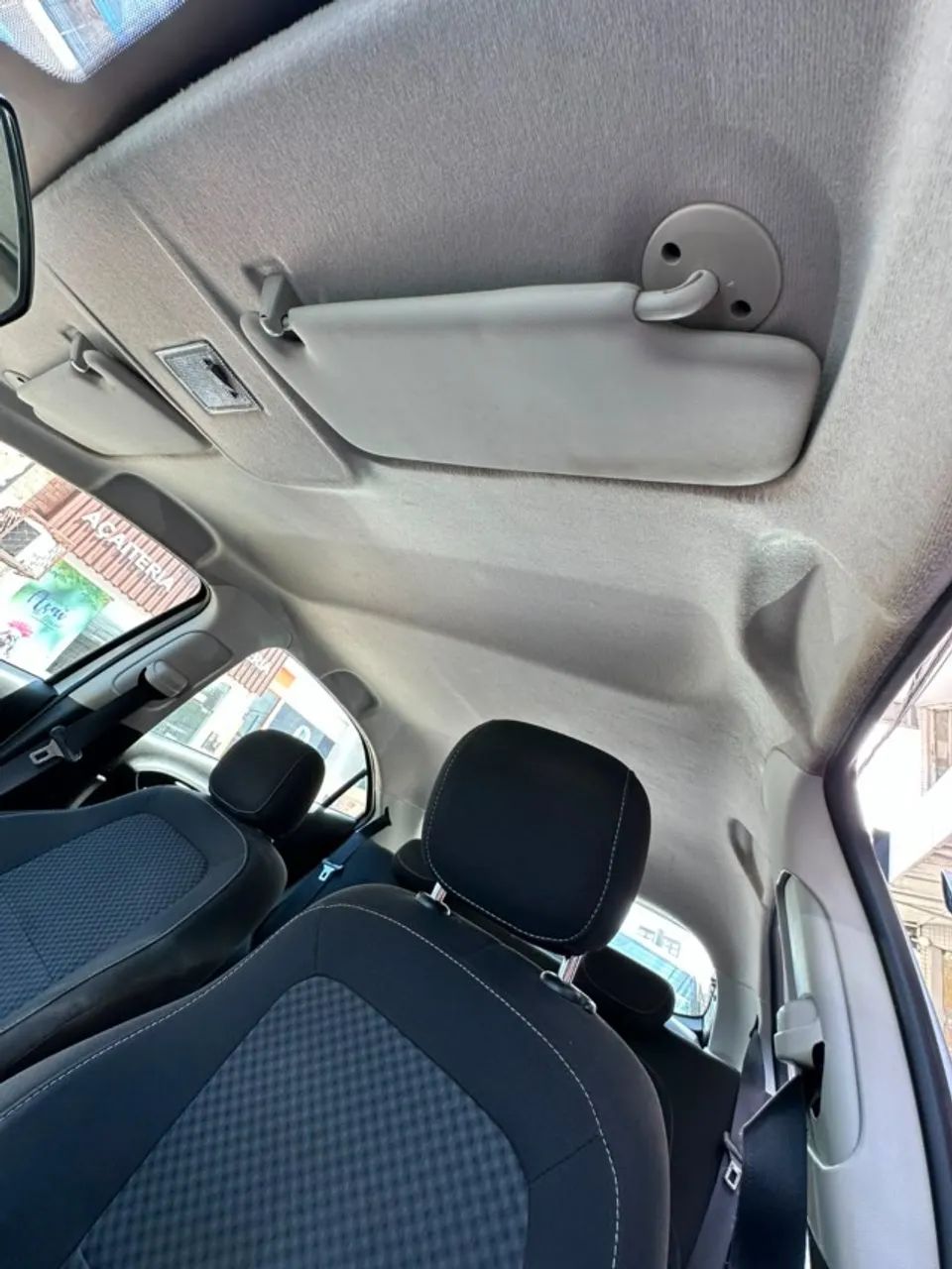 Chevrolet Onix Hatch LT 1.0 8V Flex Mec. 4P 2017 - Foto 5