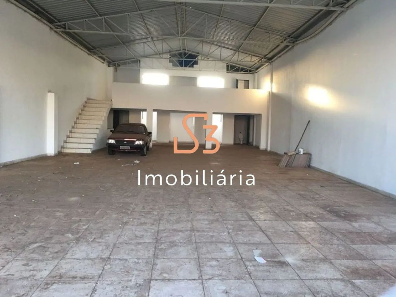 BARRACAO COMERCIAL em UBERLÂNDIA - MG, BOM JESUS - Foto 2