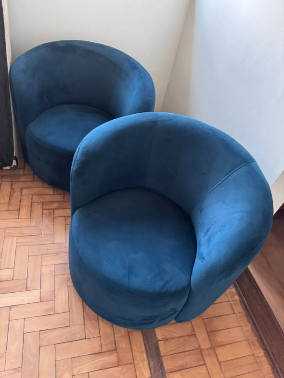 Poltronas de luxo base giratoria 