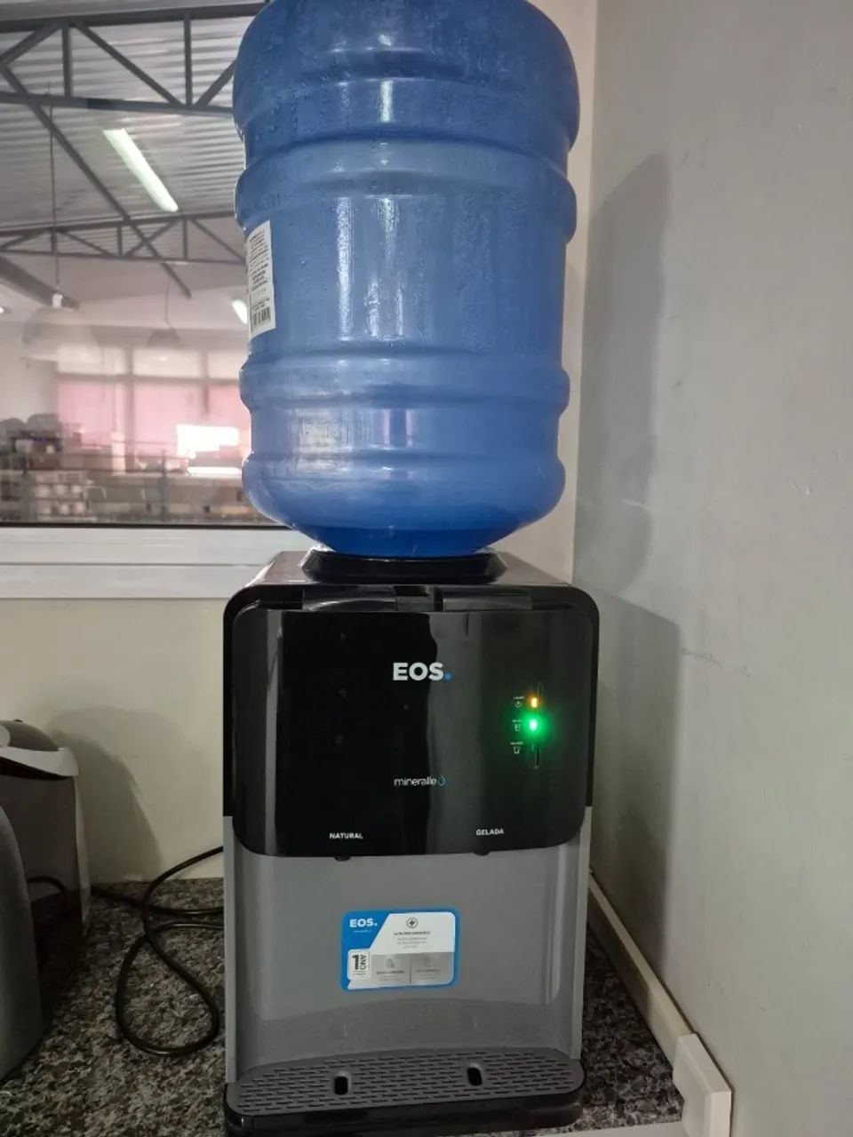 Bebedouro de mesa EOS - USADO EM ÓTIMO ESTADO