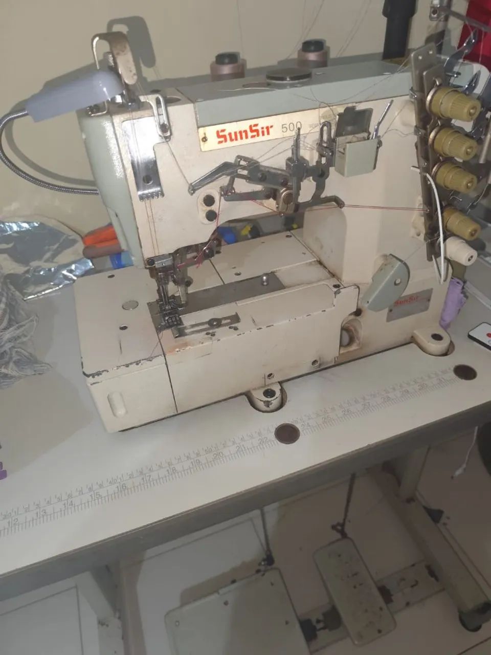 Máquina de custura 
