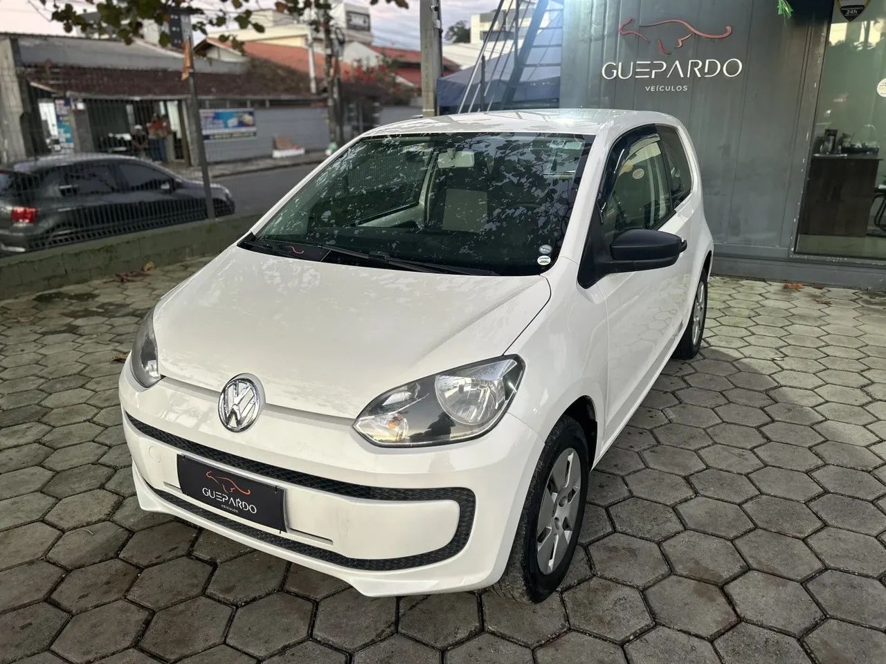 Volkswagen Up! up! take 1.0 T. Flex 12V 3p 2017