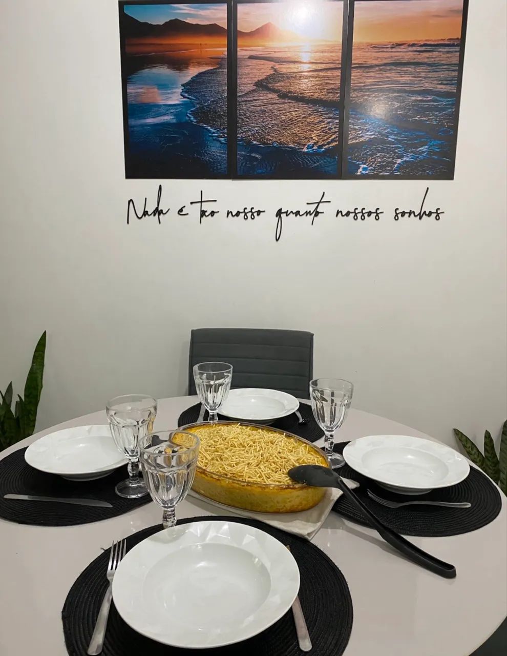 Mesa 4 lugares com 4 cadeiras - Foto 3