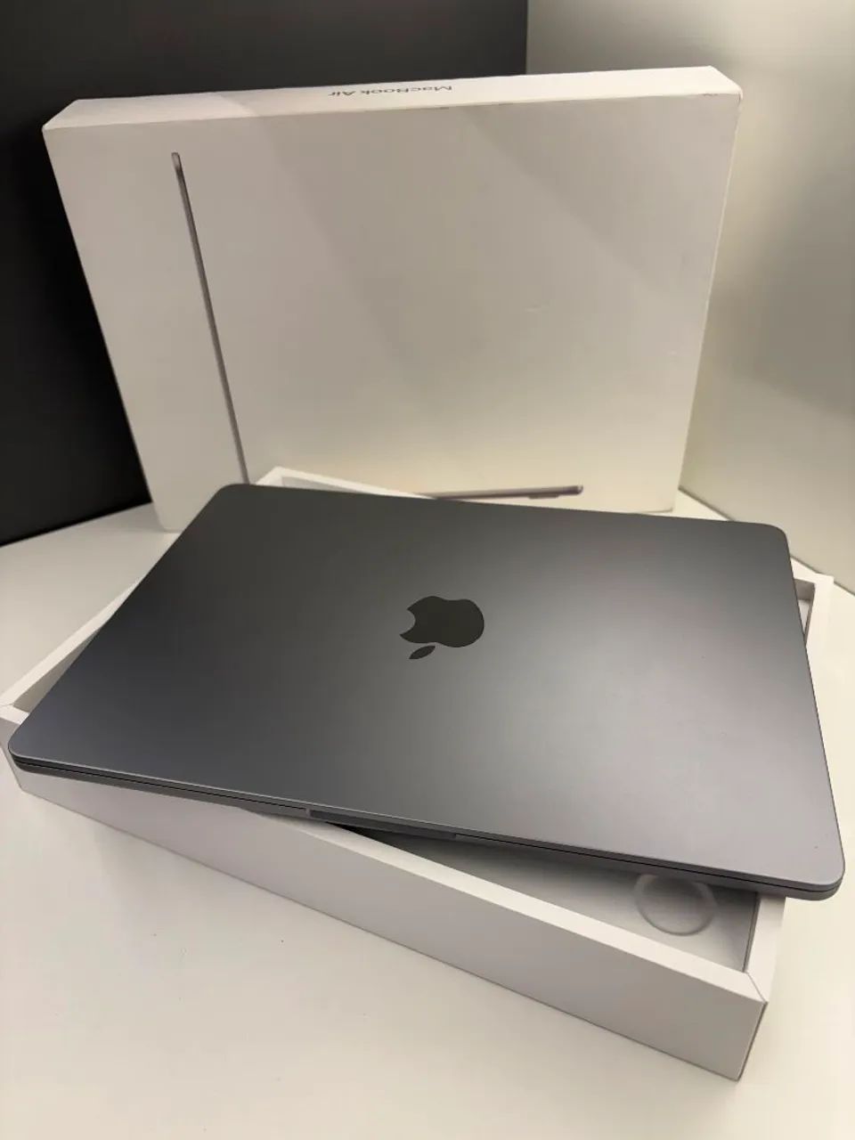 Macbook Air M3 Cinza 256gb 16gb - Notebooks - Cidade Jardim, São