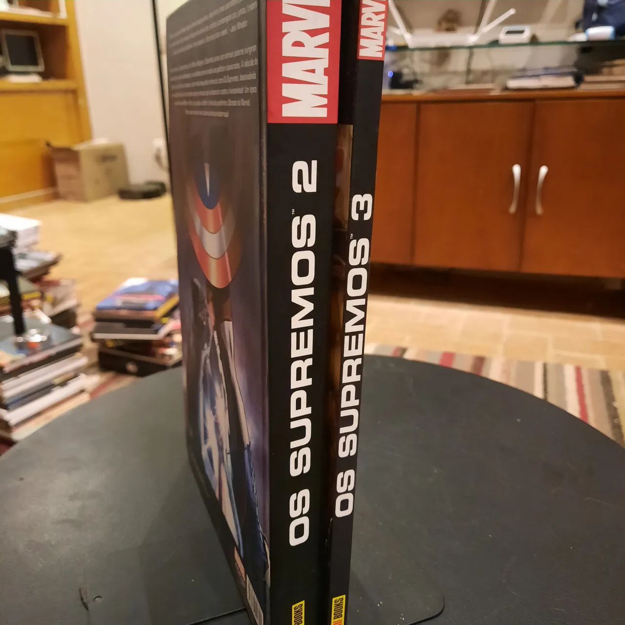 HQs Os Supremos Volumes 2 e 3 Capa Dura Panini - Foto 3