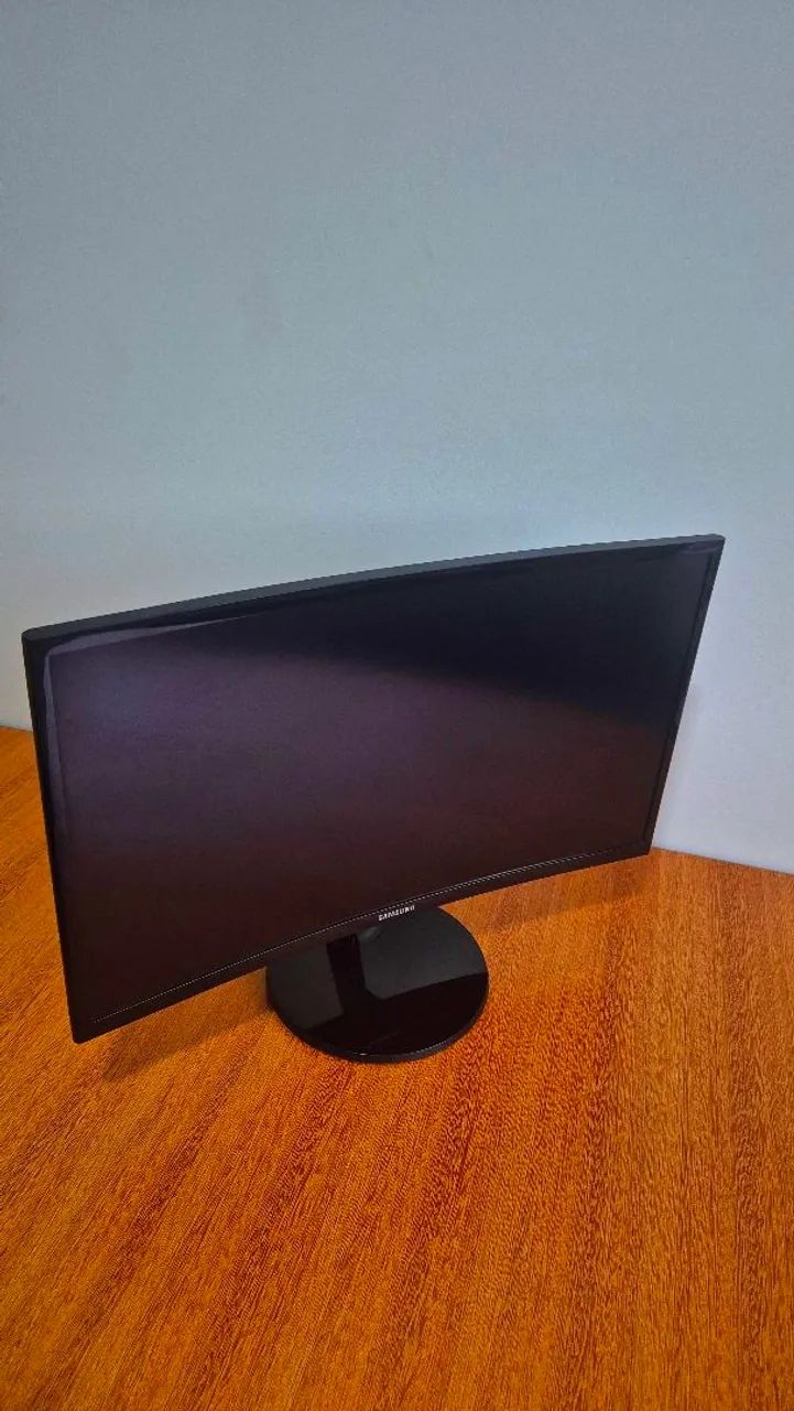 Monitor Curvado Samsung 24 Pol