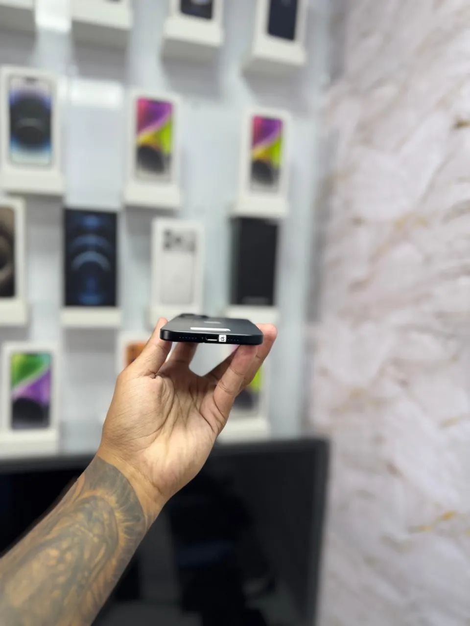 IPHONE 15 PLUS 128 GB R$3.300,00 - Foto 3
