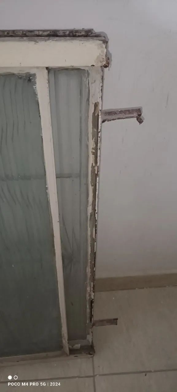 Janela de ferro clássica - Foto 3